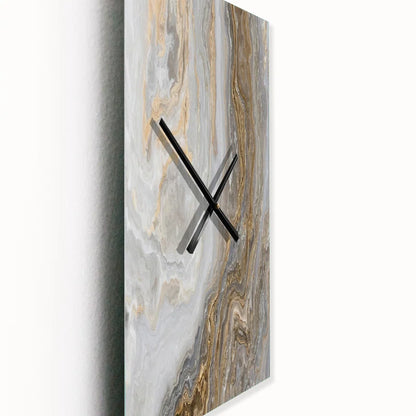 Home Decor: Small Metal Wall Clock