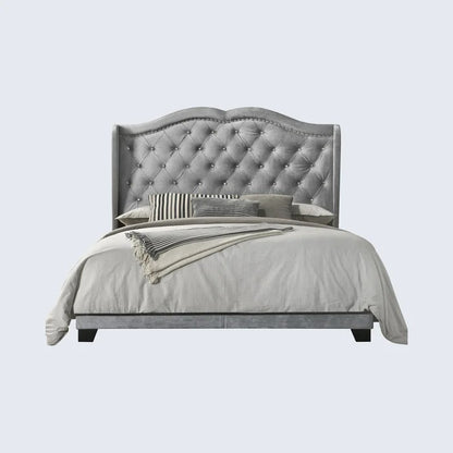 Queen Size Bed: Solid Wooden Beautiful Bed