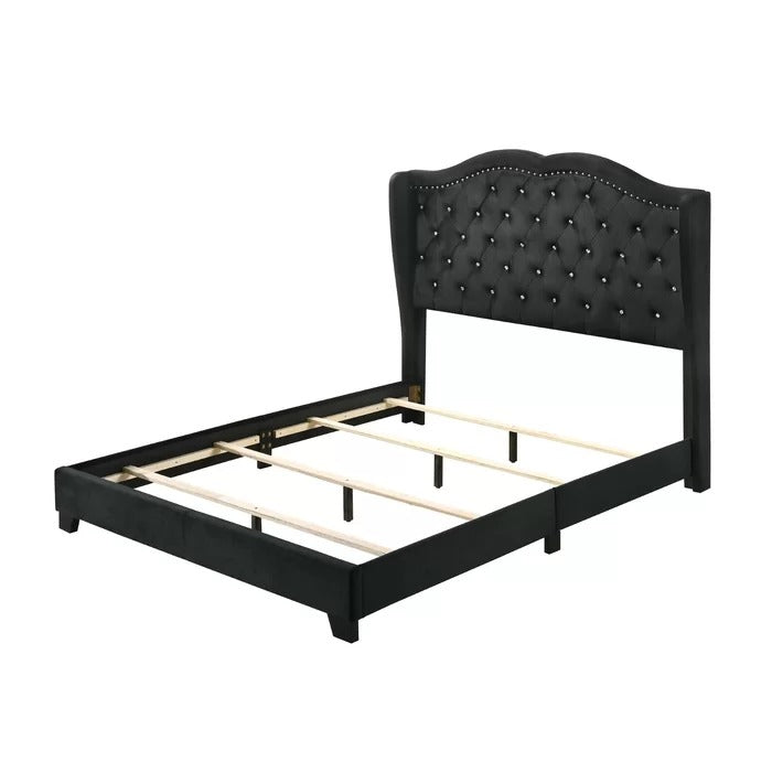 Queen Size Bed: Solid Wooden Beautiful Bed