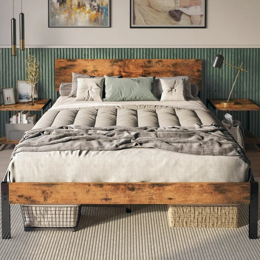 Queen Size Bed: Solid Wooden Bed