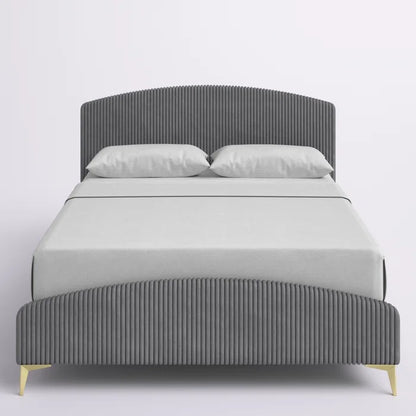 Queen Size Bed: Standard Queen Size Bed