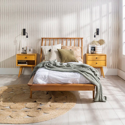 Single Bed: Solid Wood Bed