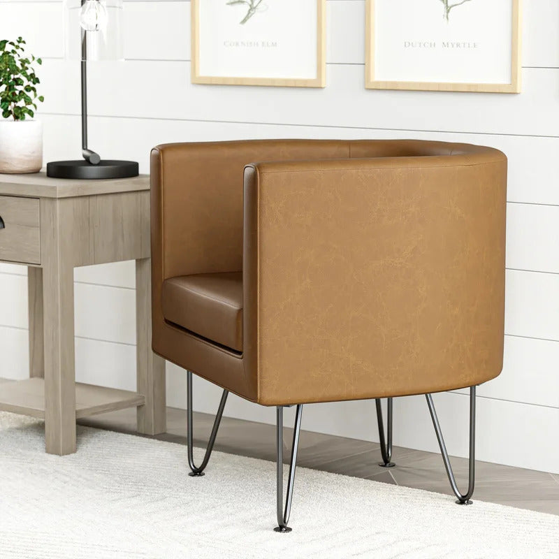 Barrel Chair: 25'' Wide Barrel Chair