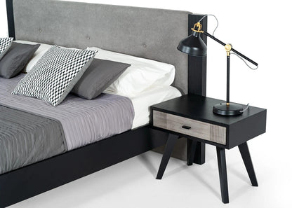 Bedroom Set: Grey & Black Bedroom Set