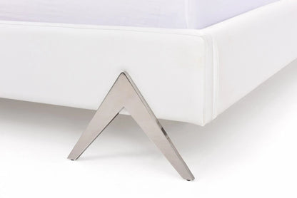 Bedroom Set: Modern White Bedroom Set