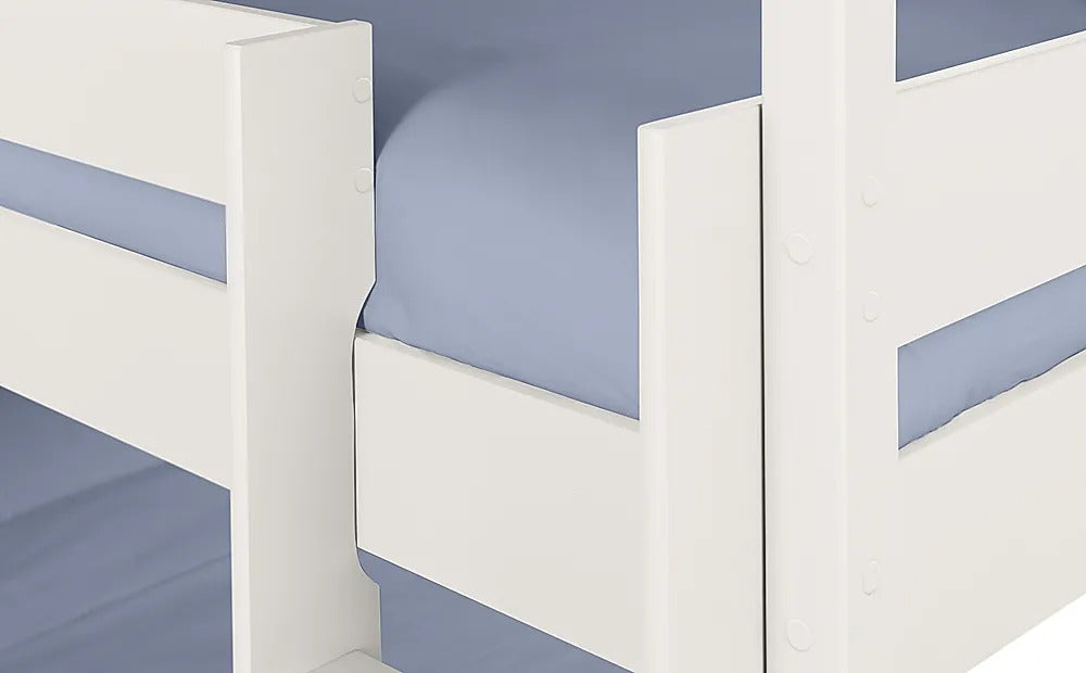 Bunk Bed: Triple Highsleeper Bunk Bed
