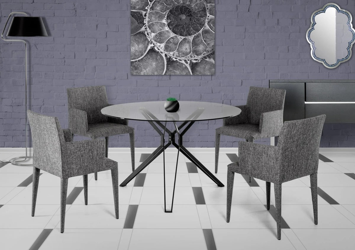 Dining Table: Round Dining Table