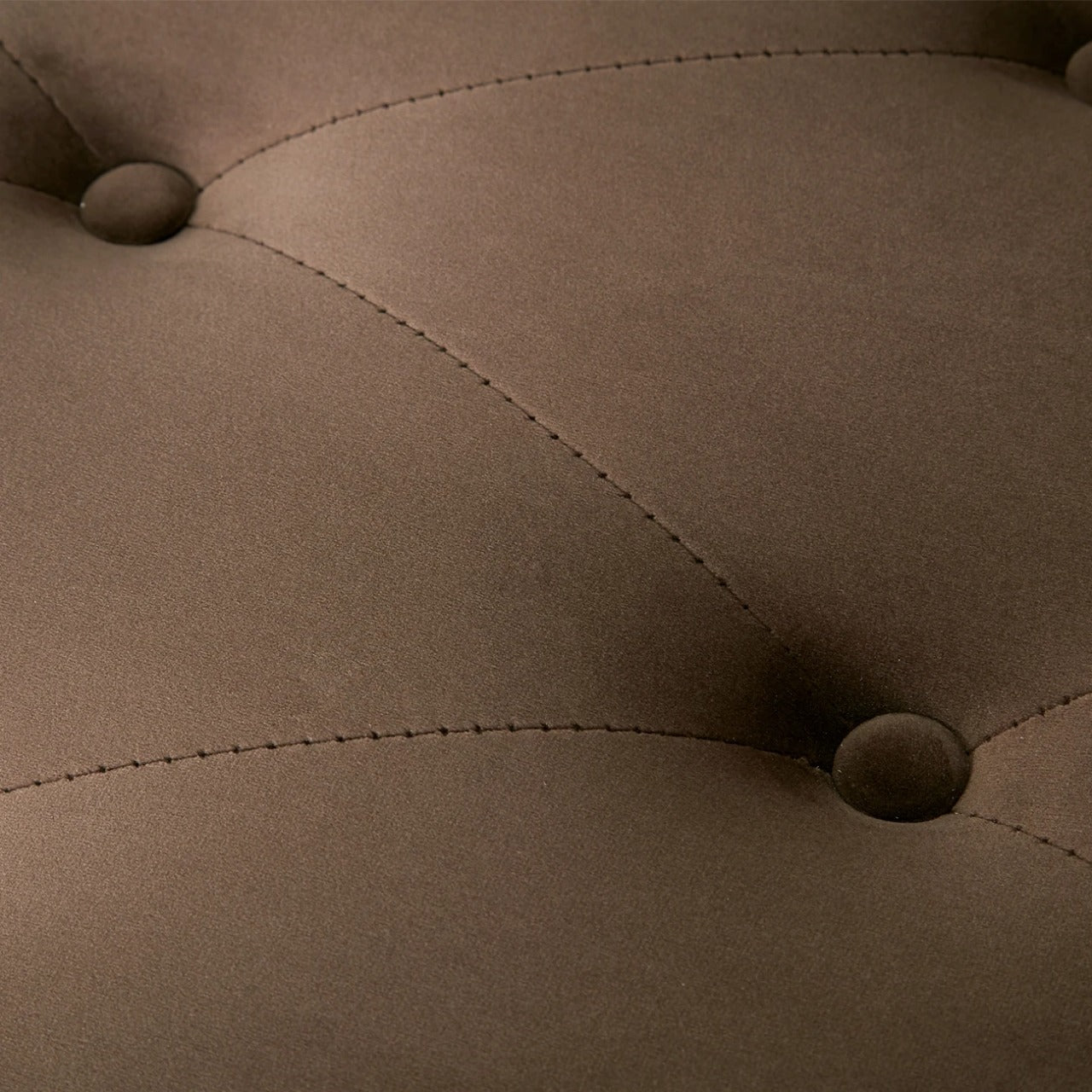 Tufted Chaise: Cozy Brown Velveteen Tufted Chaise Lounge