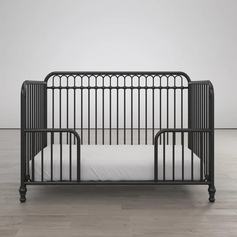 Cribs: 3-in-1 Convertible Crib