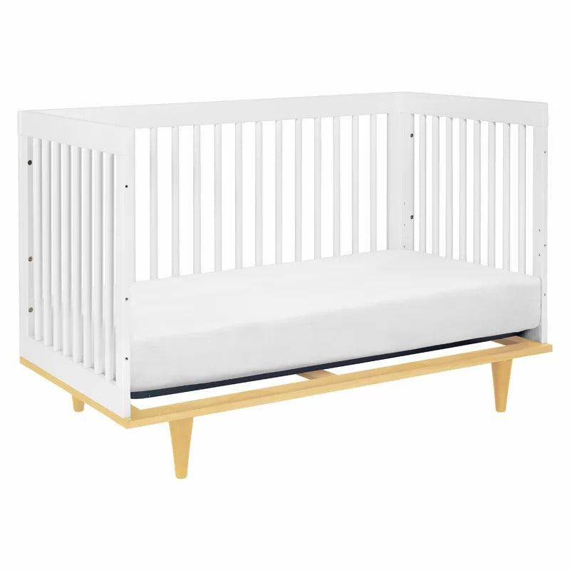 Cribs: 3-in-1 Convertible Crib