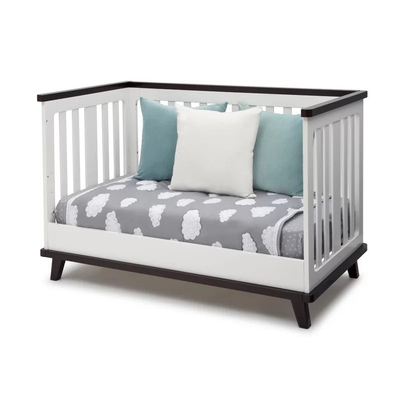 Cribs: 3-in-1 Convertible Crib