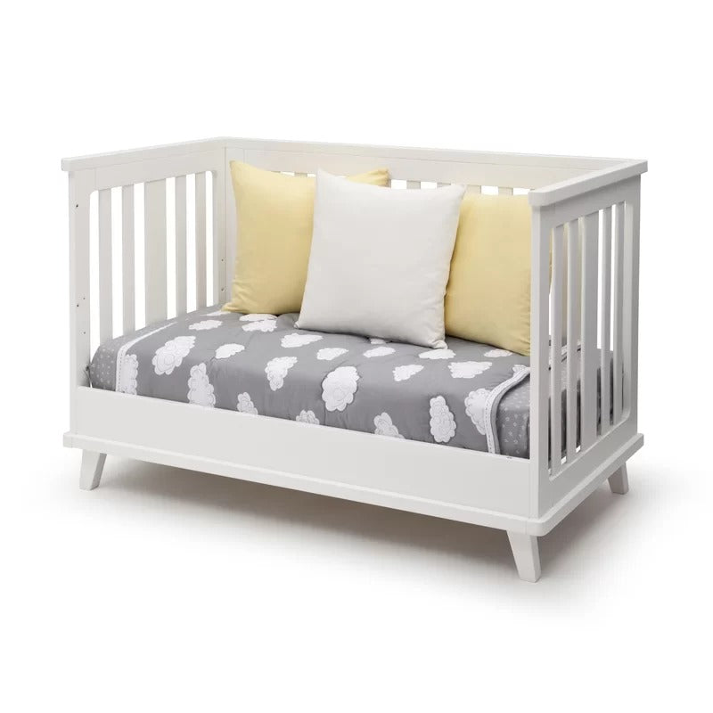 Cribs: 3-in-1 Convertible Crib