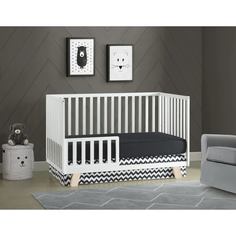Cribs: 3-in-1 Convertible Crib