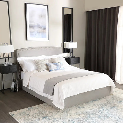 Double Bed: Modern Style Double Bed