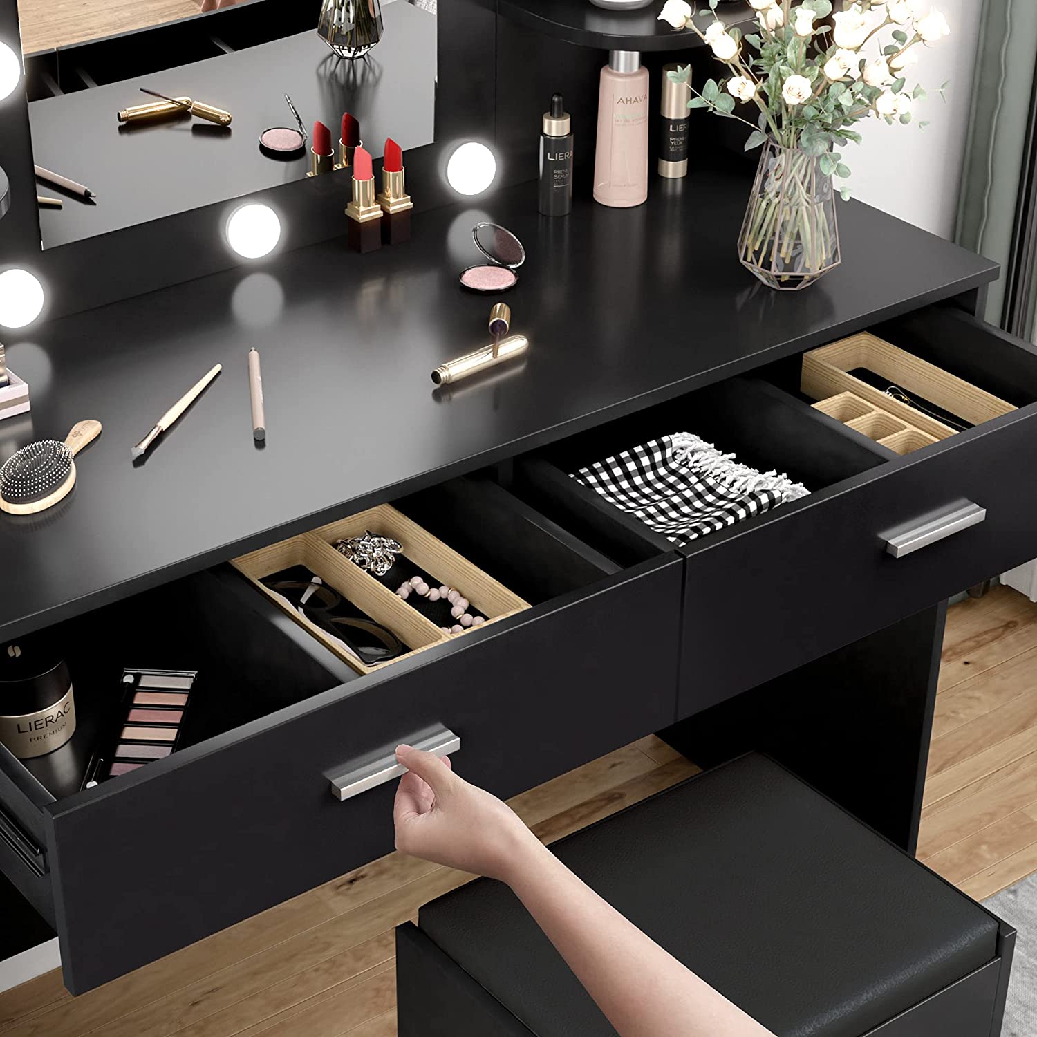 Dressing Table: Desk with 10 Light Bulbs Black Dressing Table