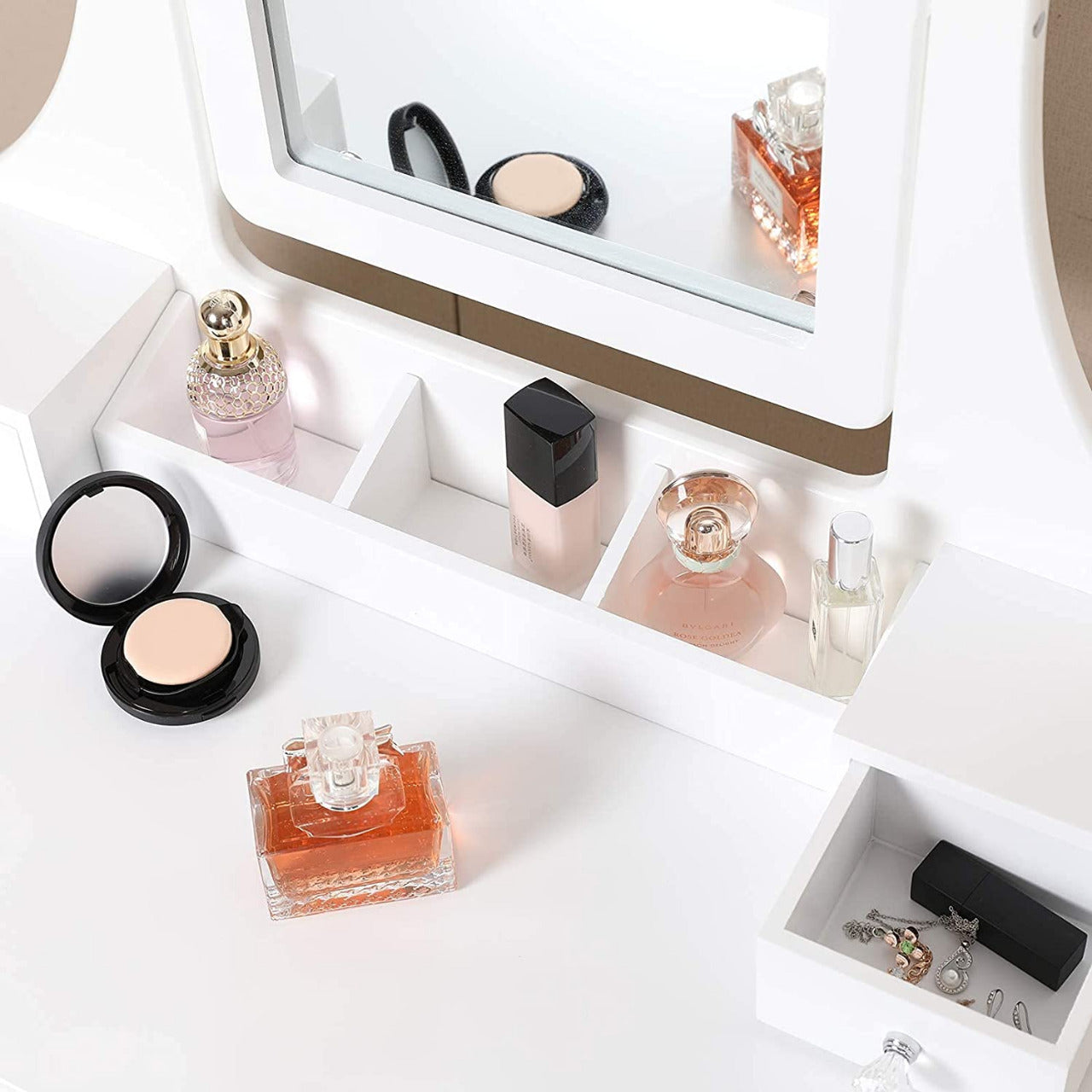 Dressing Table : Makeup Table & Cushioned Stool with 5 Drawers