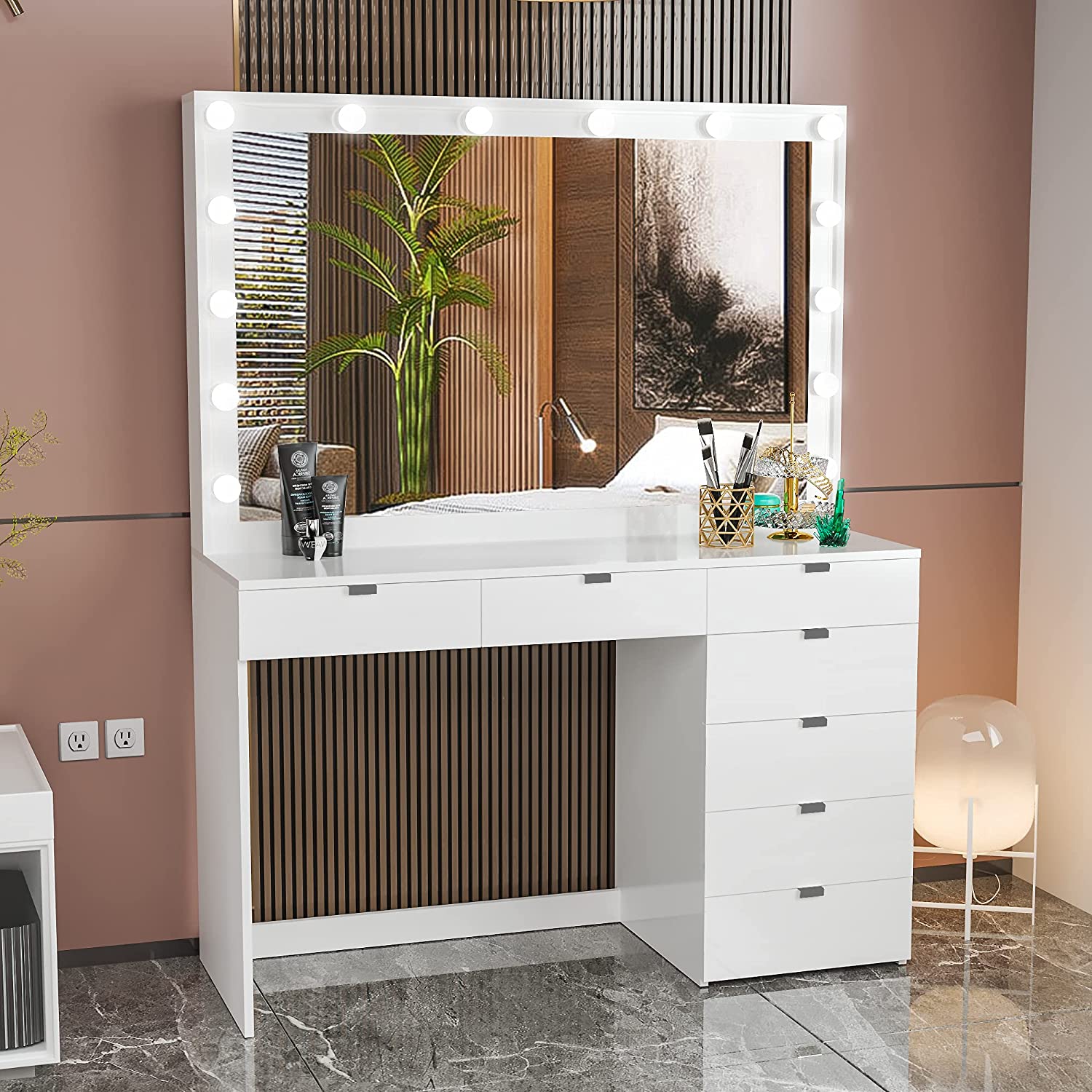 Dressing Table: Smoked White Dressing Table