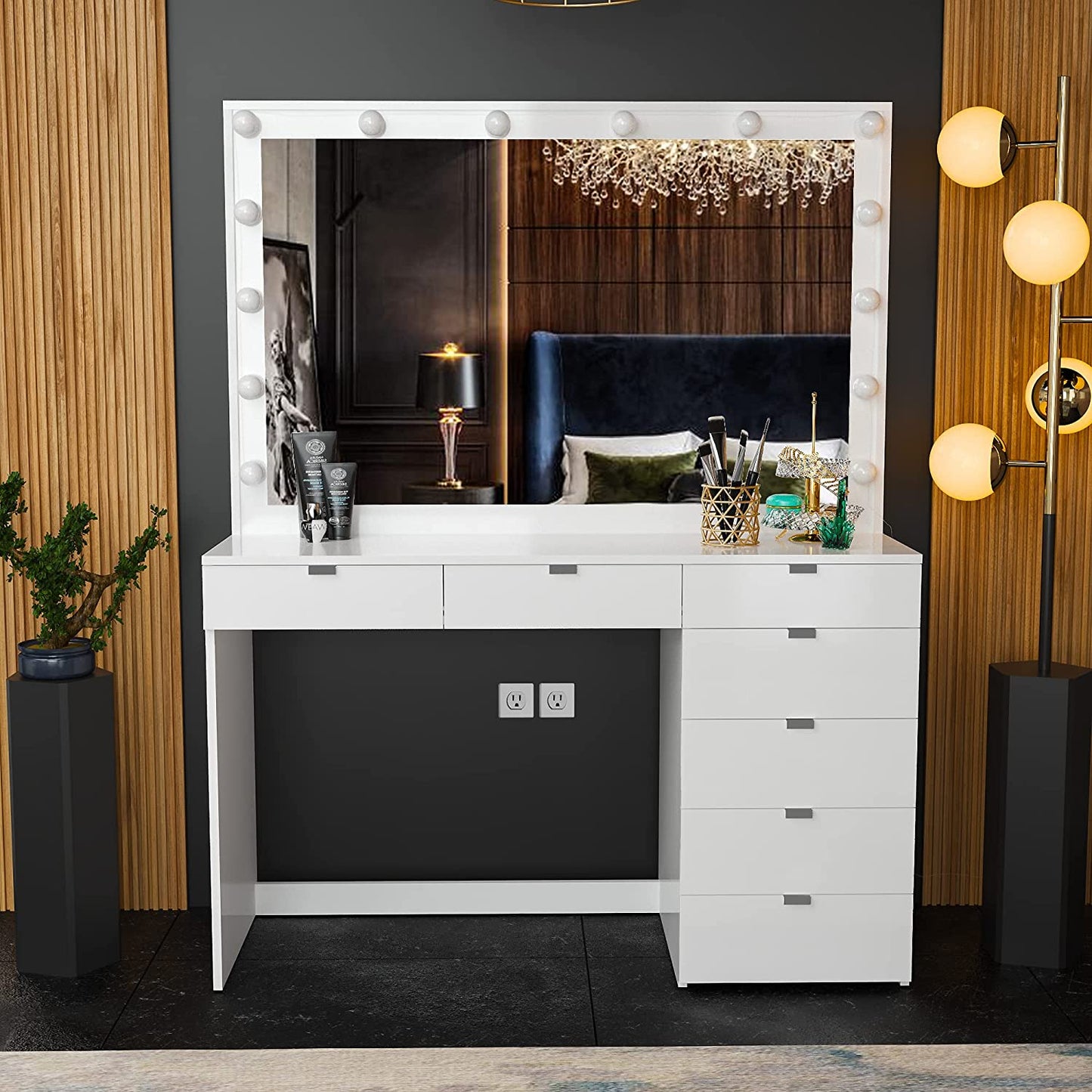Dressing Table: Smoked White Dressing Table