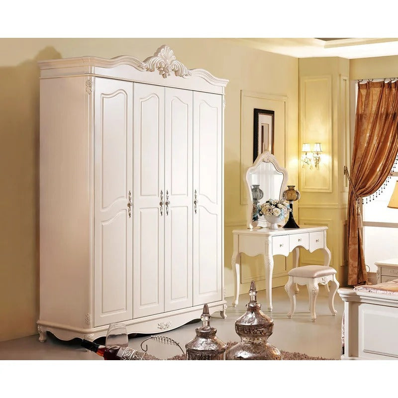4 Door Wardrobe: Elegant wardrobe