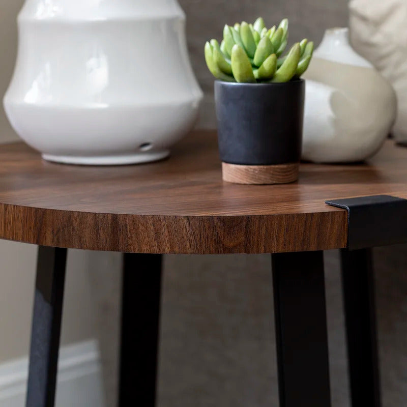 End Tables: Unique Cross Legs End Table