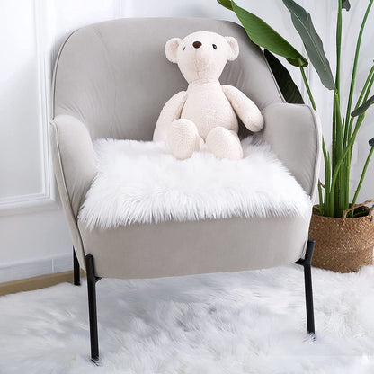 Floor Mats: Luxury 1.5 Feet Faux Fur Sheepskin Rugs Ultra Soft Fluffy Chair Cover Seat Cushion Pad Area Rugs Shaggy Wool (White Square, 18x18)