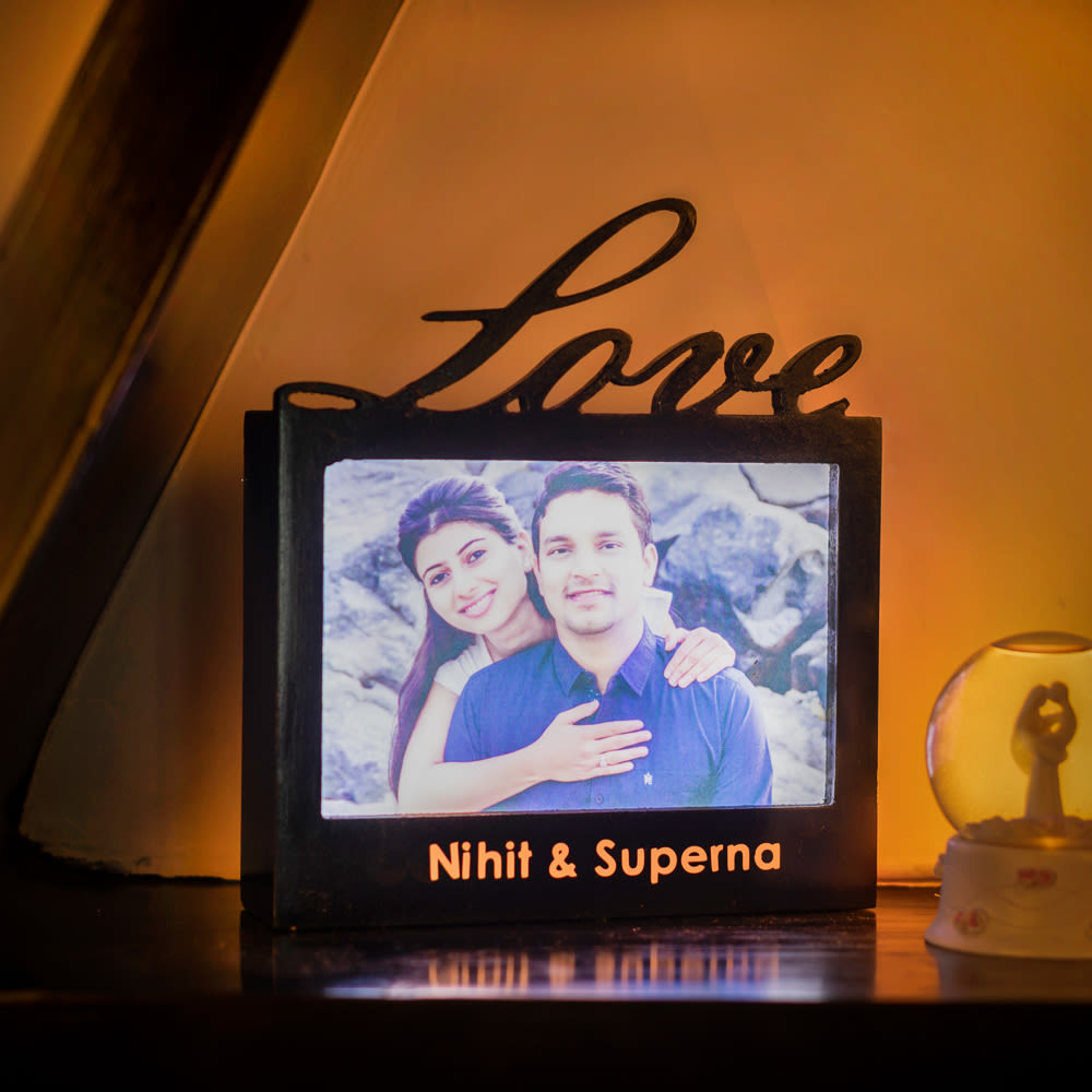 Home Decor : Love Frame