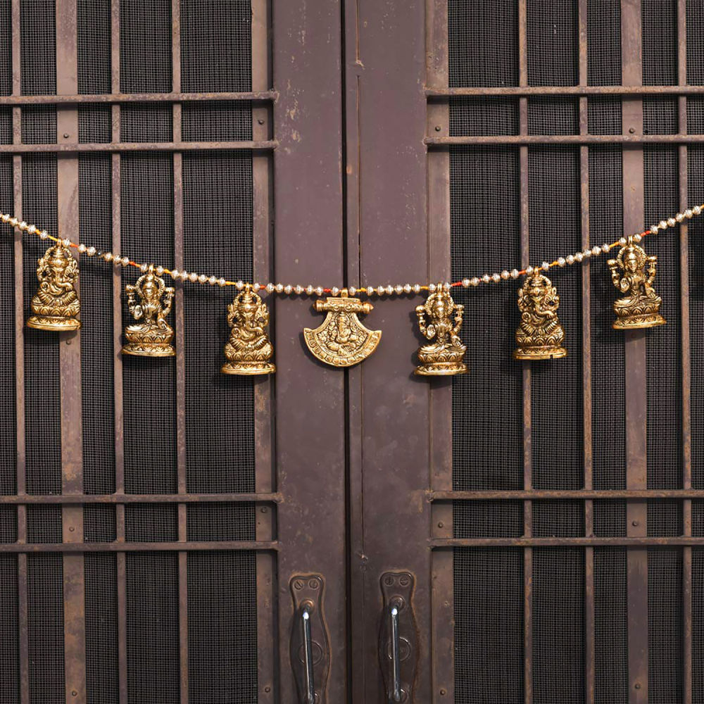 Home Decor : Metal Door Hanging