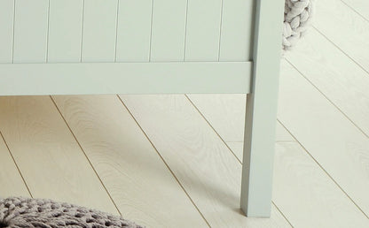 King Size Bed: Grey Wooden King Size Bed