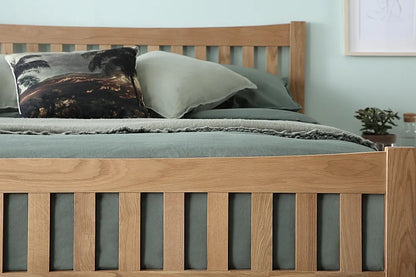 King Size Bed: Solid Oak Wooden King Size Double Bed