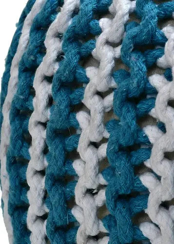 Pouffe: Knitted Pouffe
