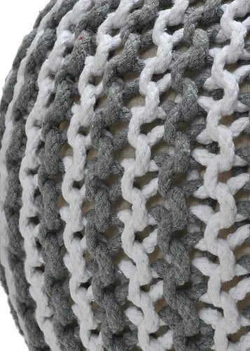 Pouffe: Knitted Pouffe