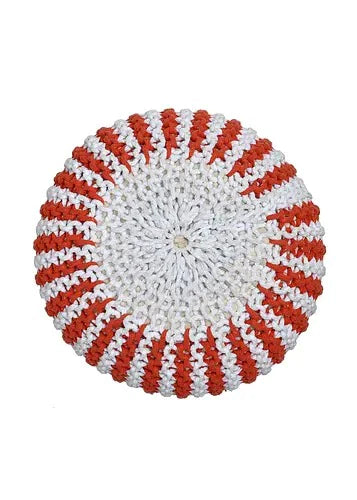 Pouffe: Knitted Pouffe
