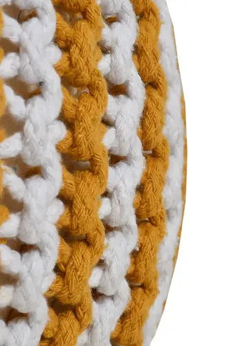 Pouffe: Knitted Pouffe