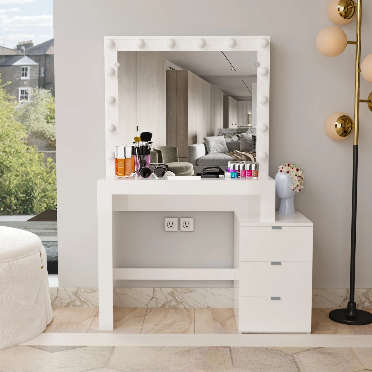 Makeup Vanity: Grinner Vanity with LED Light Bulbs