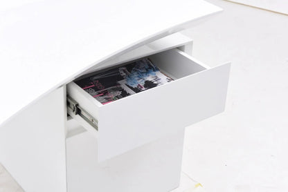 Office Desk: White Office Desk