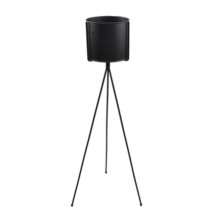 Plant Stand: Round Black Plant Stand
