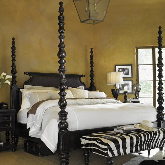 Poster Bed: Solid Wood Bed