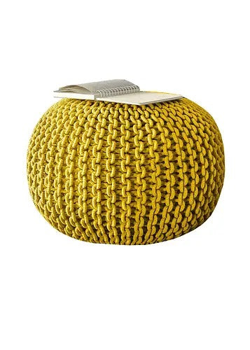 Pouffe: Knitted Pouffe
