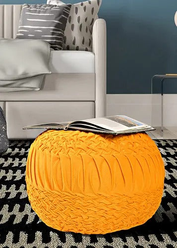 Pouffe: Smocking Pouffe