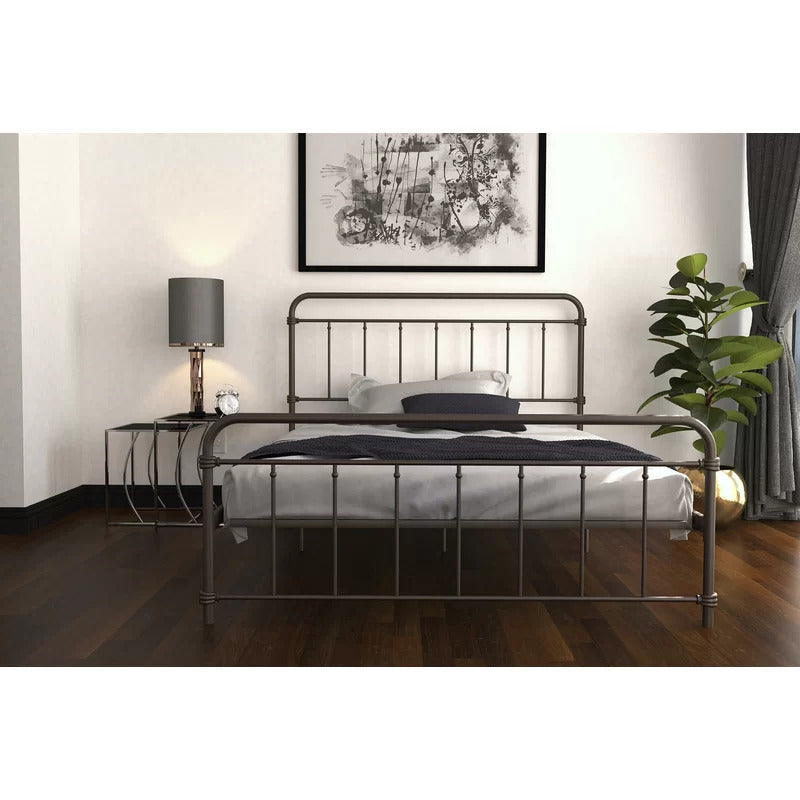 Queen Size Bed : Platform Bed