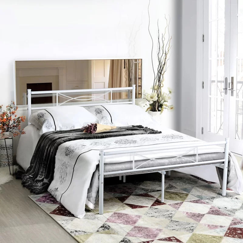 Queen Size Bed : Sara Standard Bed