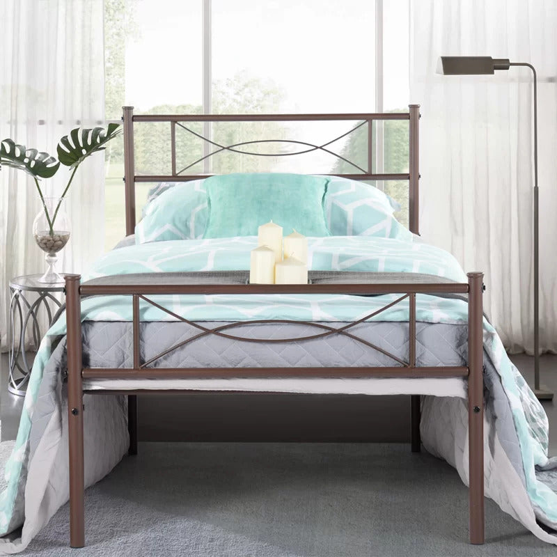 Queen Size Bed : Sara Standard Bed