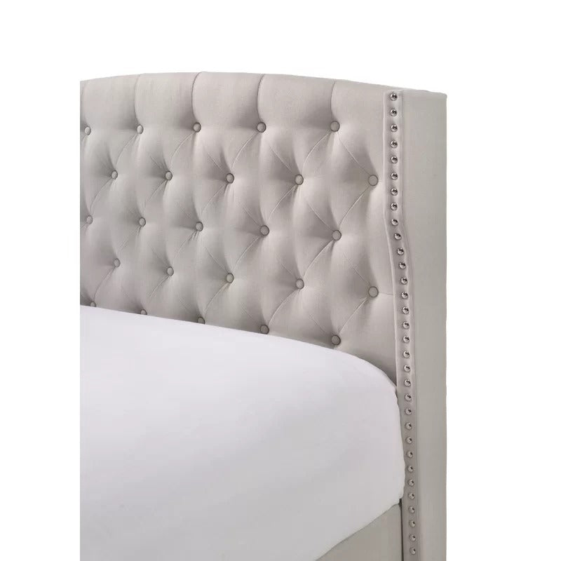 Queen Size Bed : Tufted Upholstered Platform Bed