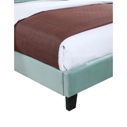 Queen Size Bed : Tufted Upholstered Standard Bed