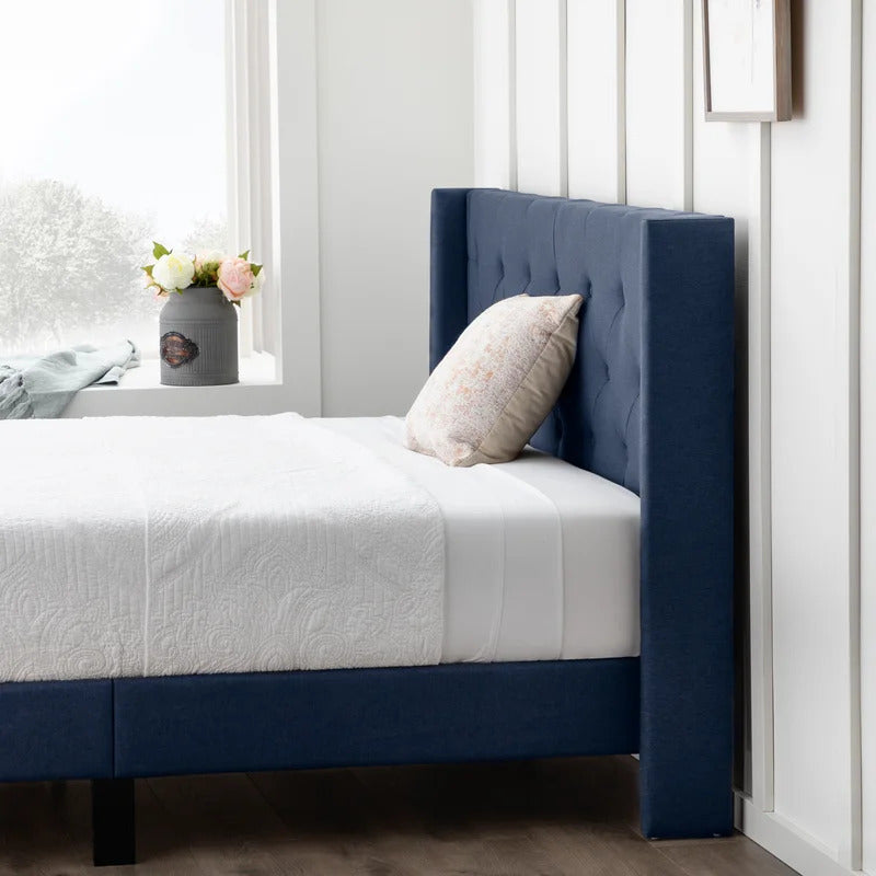 Queen Size Bed : Tufted Upholstered e Platform Bed
