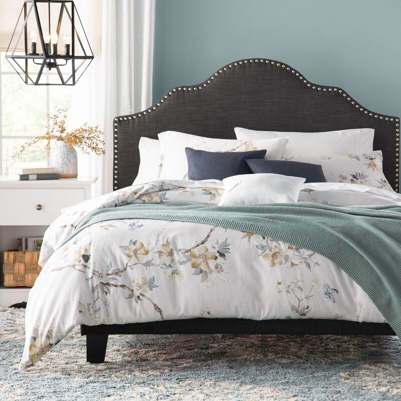 Queen Size Bed : Upholstered Standard Bed