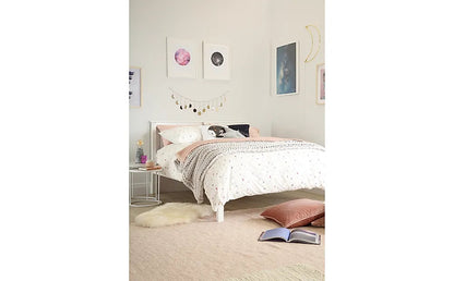 Single Bed: Wooden Single Bed