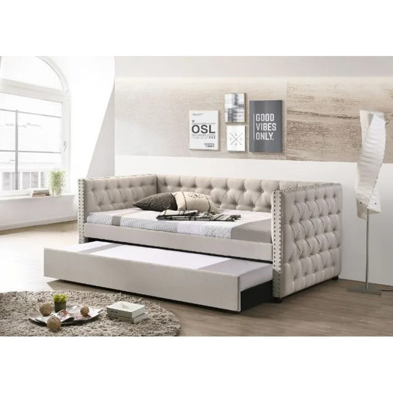 Trundle Bed: Daybed with Trundle