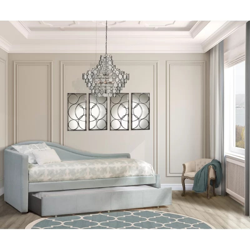 Trundle Bed: Twin Daybed with Trundle