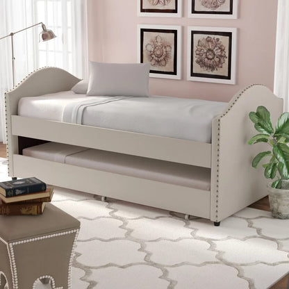 Trundle Bed: Twin Daybed with Trundle